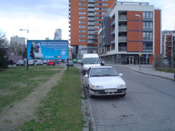 5743 - BILLBOARD