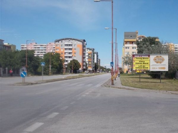 6647 - BILLBOARD